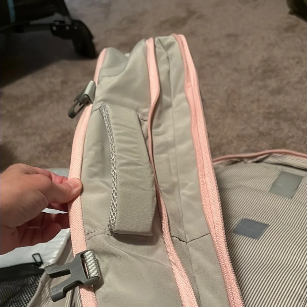 Stylish Gray and Pink Backpack - Picture 7 of 13